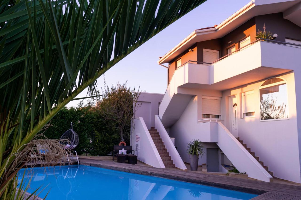 Kapahi Seaview Hotel Apartments Potos Bagian luar foto