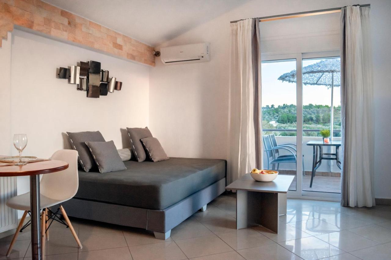 Kapahi Seaview Hotel Apartments Potos Bagian luar foto