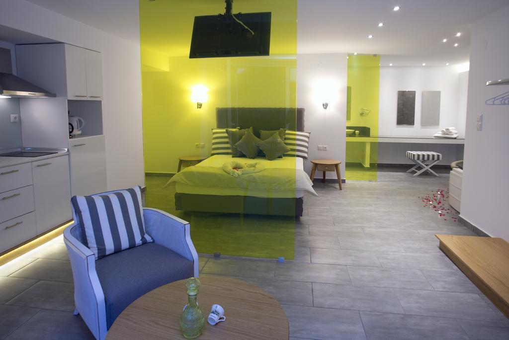 Kapahi Seaview Hotel Apartments Potos Bagian luar foto